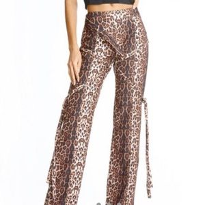 I am Gia cheetah pants